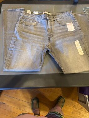 Signature Levi Strauss Light Gray Slim Jeans